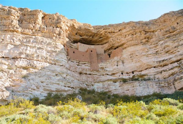 montezuma_castle_arizona (Medium).jpg